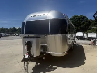 2026 Airstream Flying Cloud 25FB - Photo 4