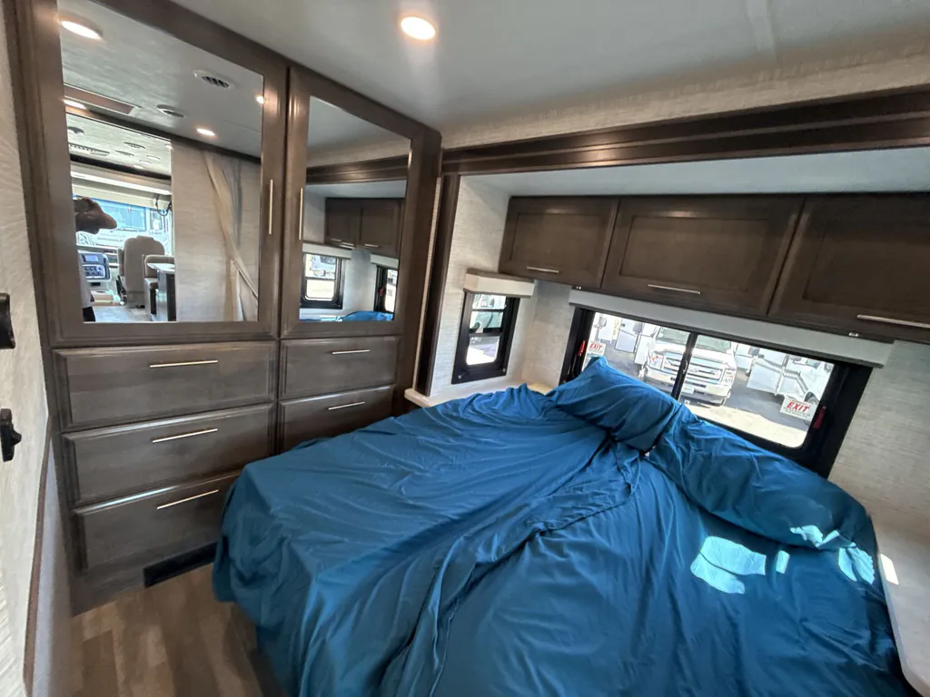 2025 Entegra Coach Vision 27A, Photos photo 22