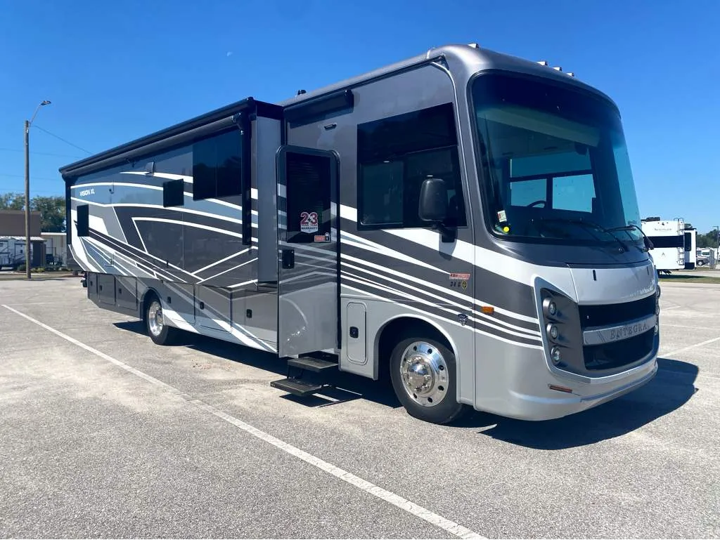 2026 Entegra Coach Vision XL 34G - Photo 2