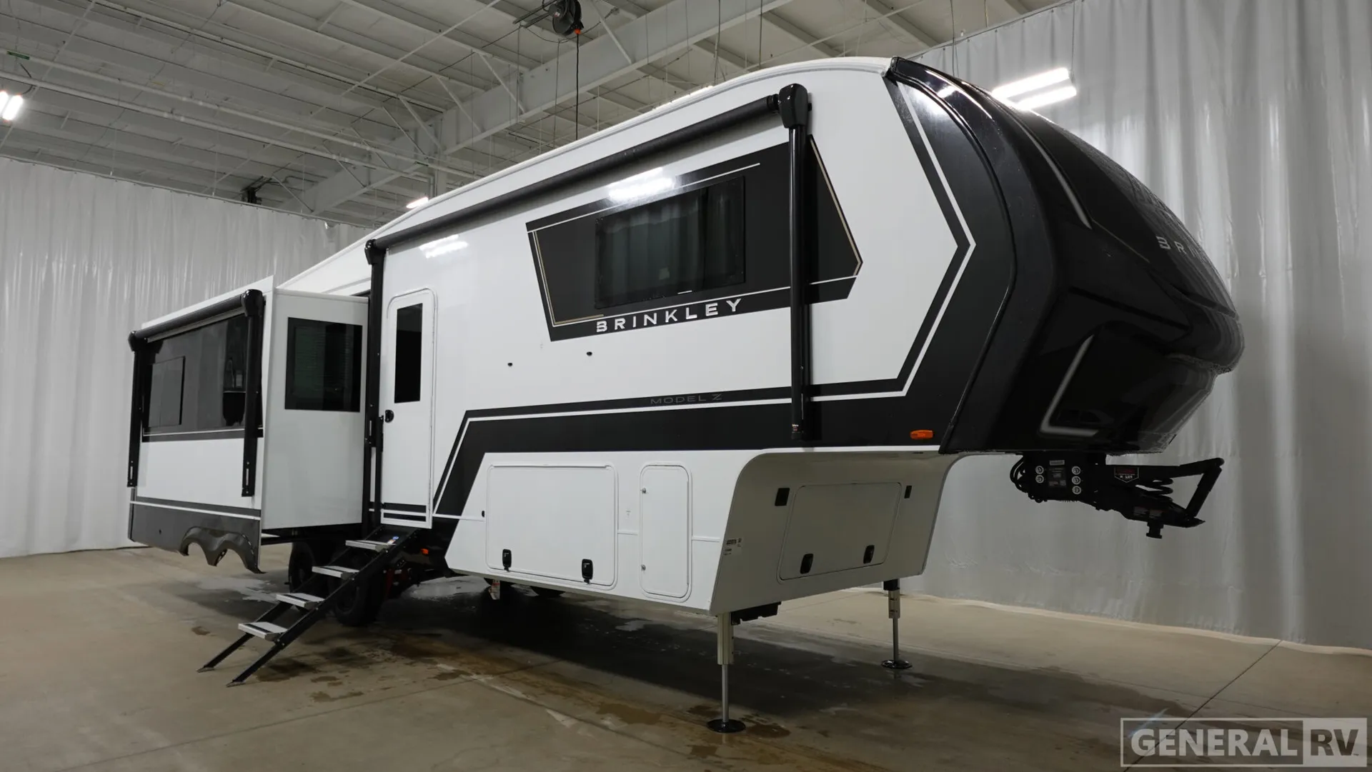 2026 Brinkley Model Z 3100 - Photo 2