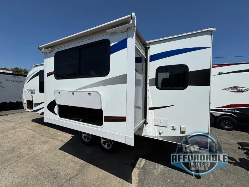 2015 Lance Lance Travel Trailers Used    2285 - Photo 4