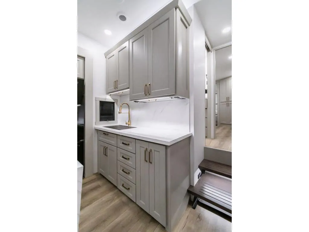 2025 Brinkley Model G 3500, Photos photo 21