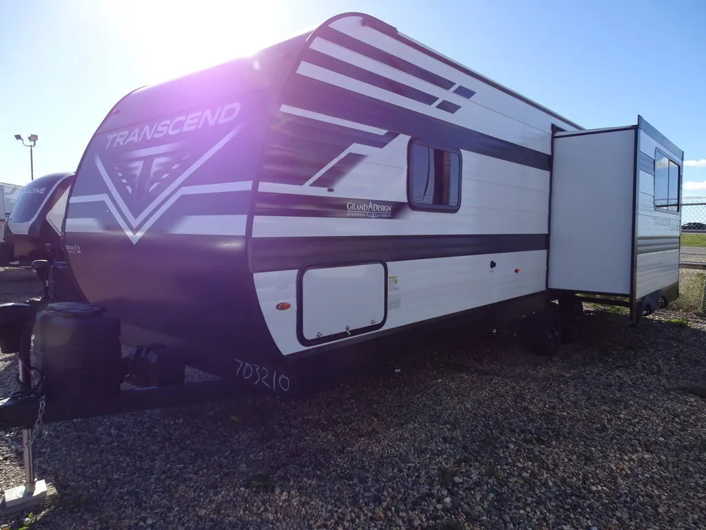 2026 Grand Design Transcend 245RLT - Photo 4