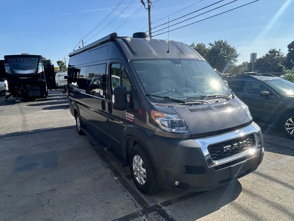 2021 Thor Motor Coach Tellaro 20LT - Photo 3