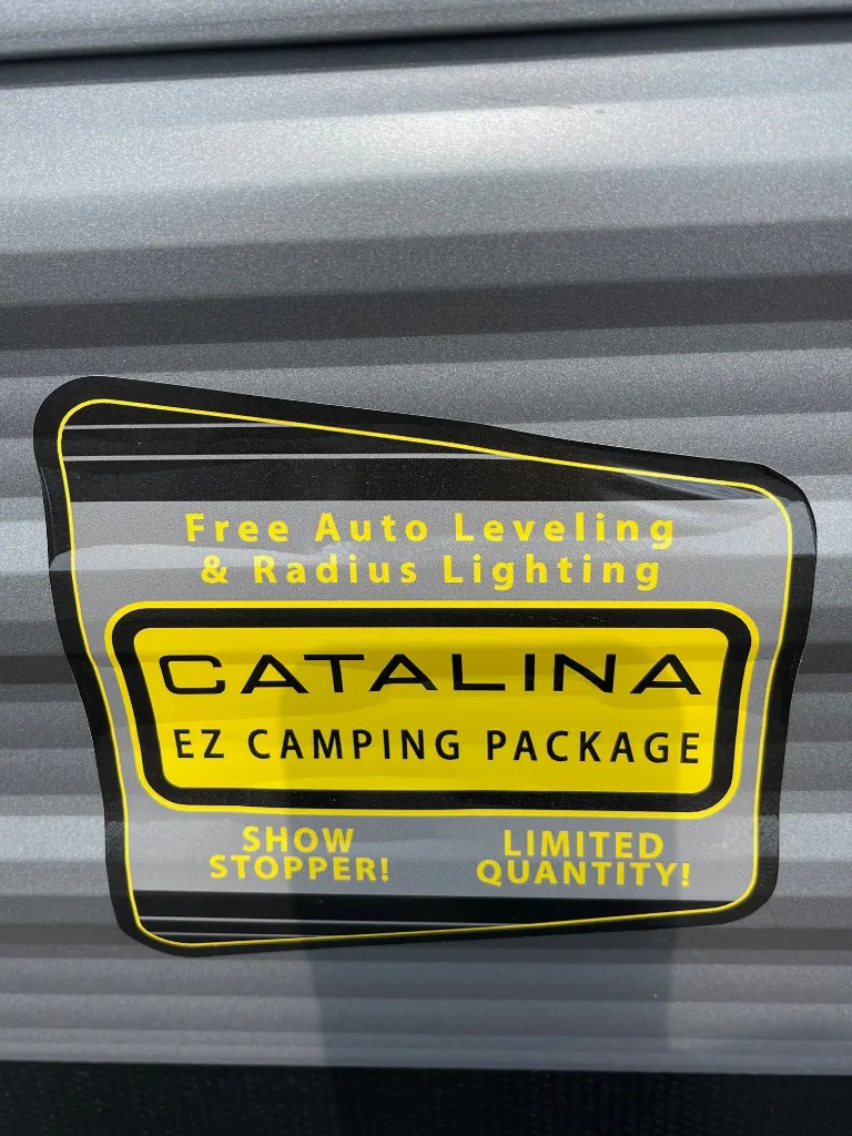 2027 Coachmen Catalina Legacy Edition 333DBDSCK, Photos photo 20