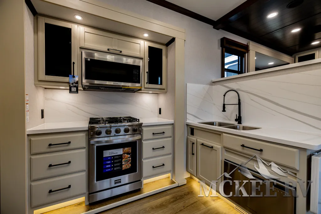 2026 Forest River RiverStone 425FO, Photos photo 14