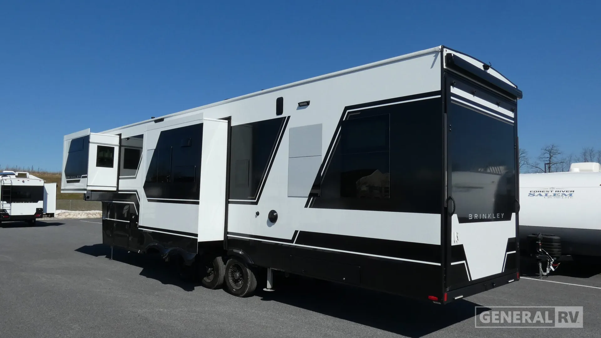 2026 Brinkley Model G 3520 - Photo 4