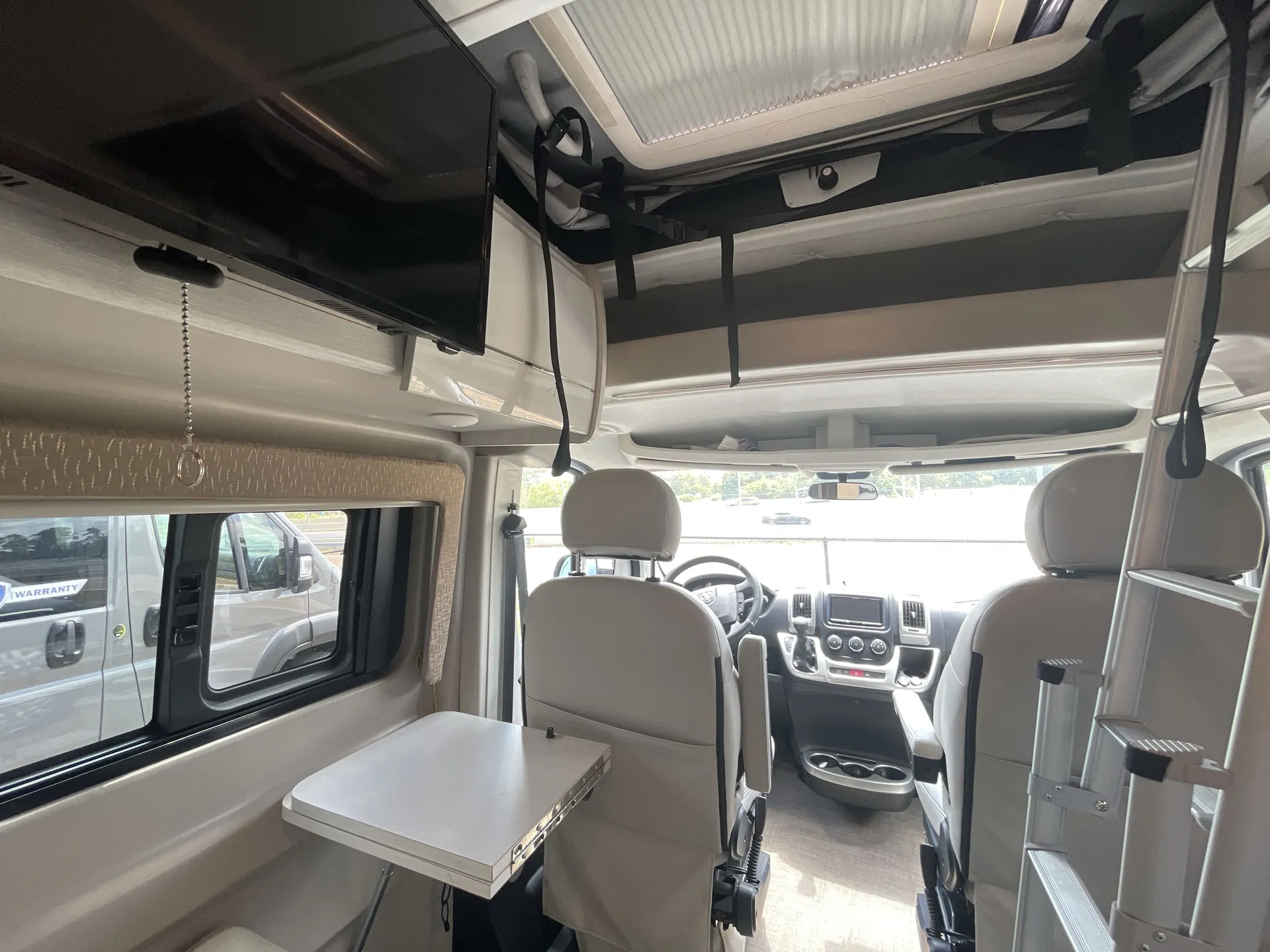 2022 Thor Motor Coach Tellaro 20AT — living area main