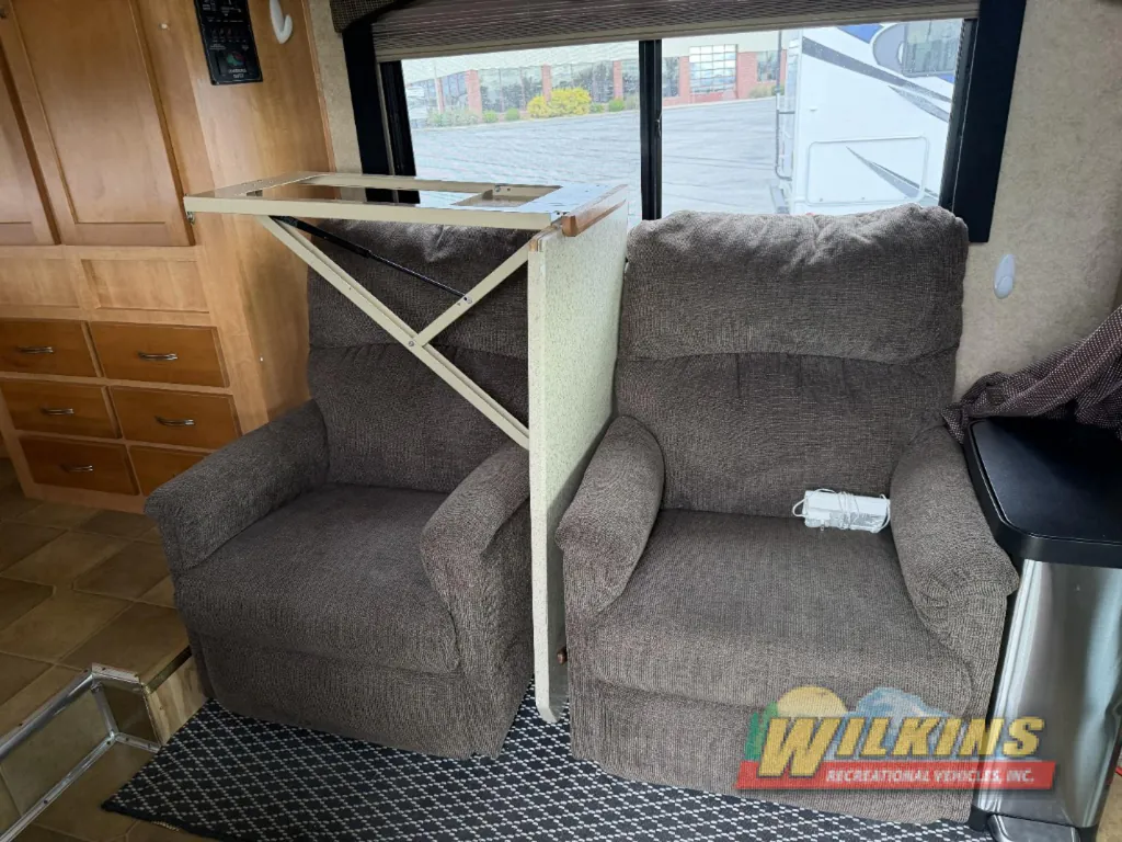 2010 Forest River Sunseeker 2300, Photos photo 16