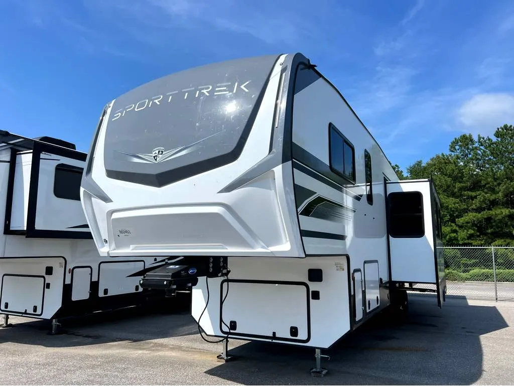2027 Venture RV SportTrek 312VTB - Photo 2