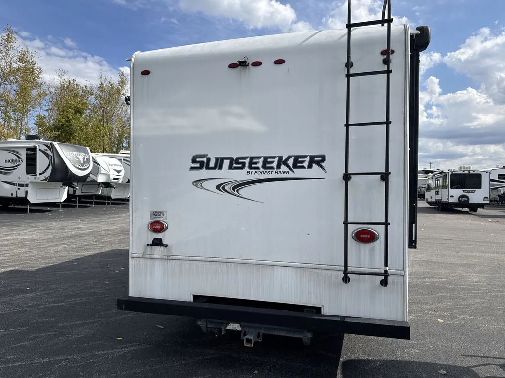 2018 Forest River Sunseeker 2420MS, Photos photo 7
