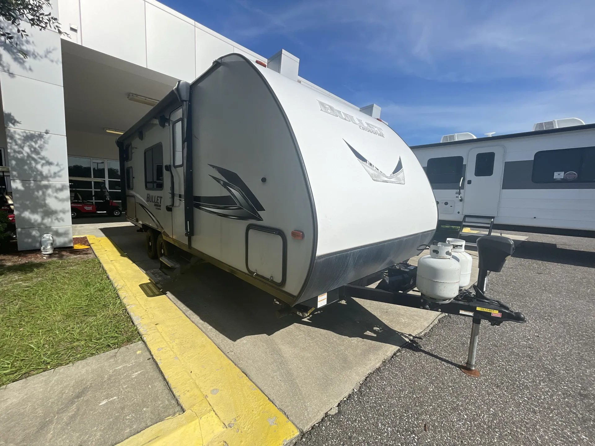 2021 Keystone Bullet Crossfire 2200BH - Photo 2