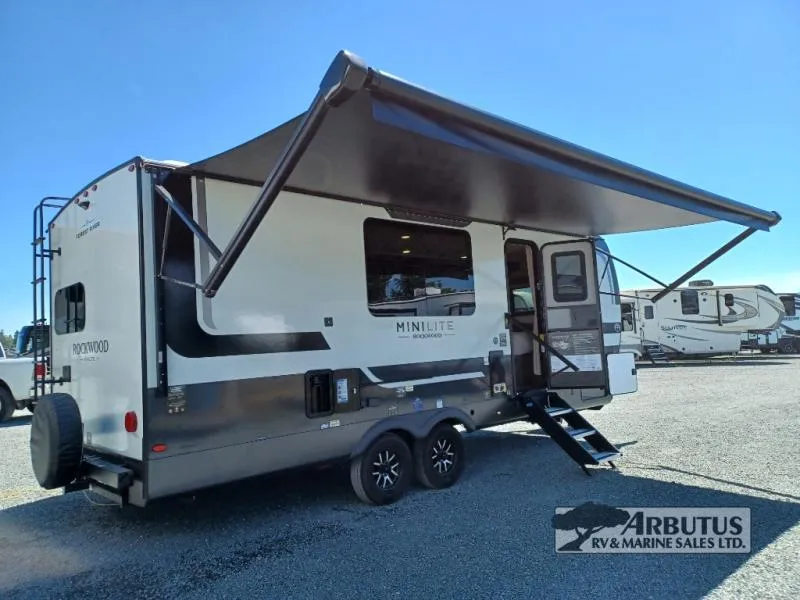 2027 Forest River Rockwood Mini Lite 2522FB - Photo 3