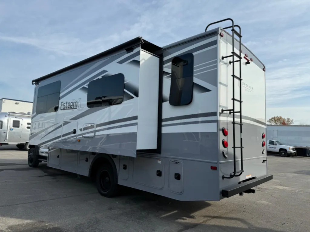 2025 Entegra Coach Esteem XL 30M - Photo 4