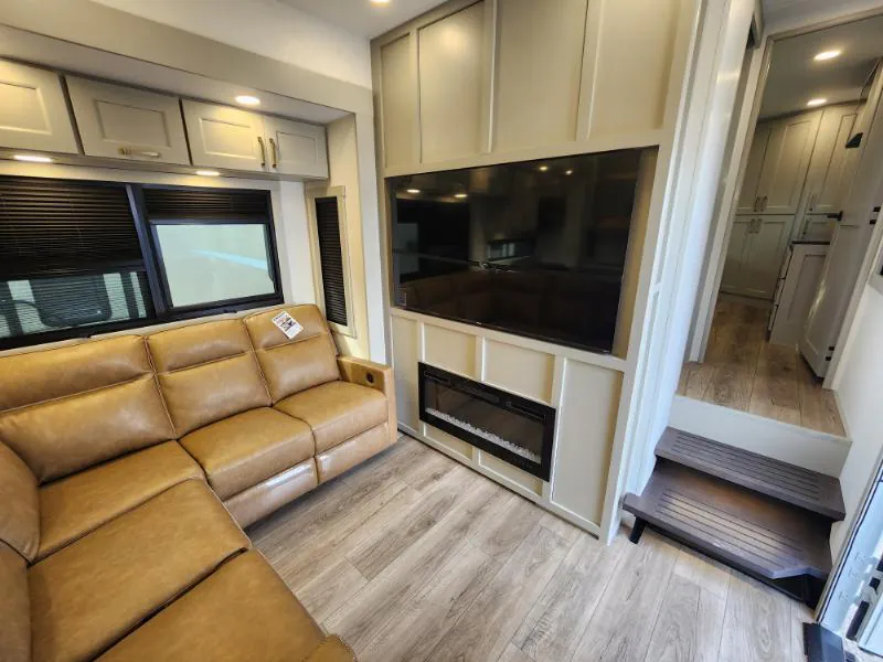 2026 Brinkley Model G 3970, Photos photo 41