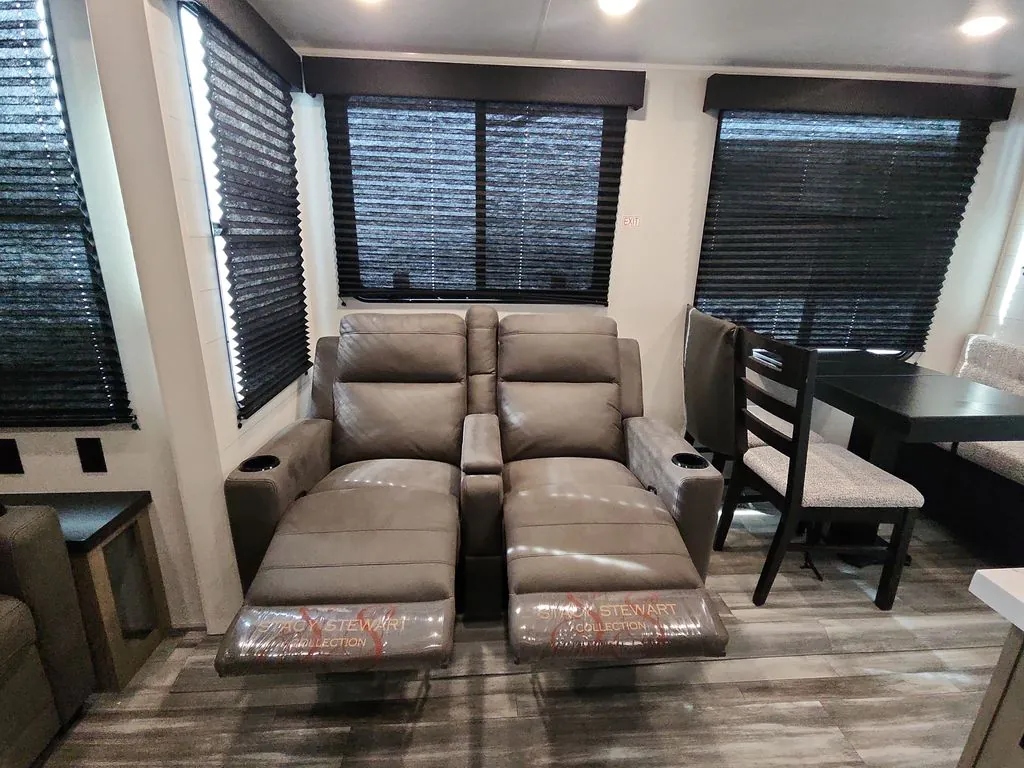 2026 Jayco Jay Flight Bungalow 401LOFT DS, Photos photo 20