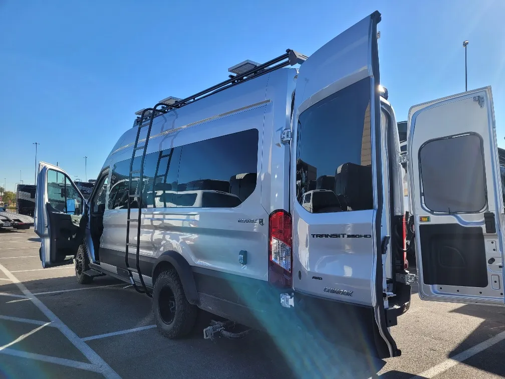 2027 Chinook RV Bayside TB, Photos photo 2