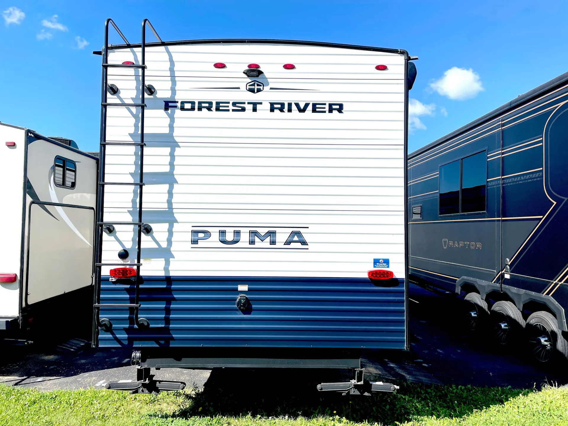 2025 Forest River Puma Vista 37PFL — backside