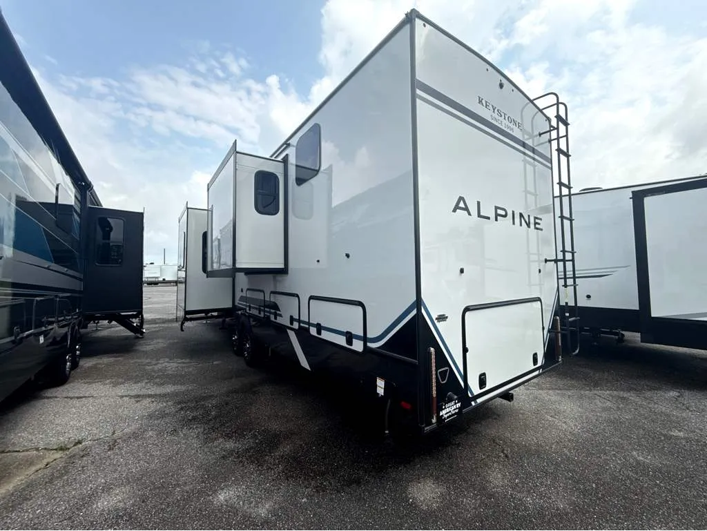 2026 Keystone Alpine 3820FK - Photo 4