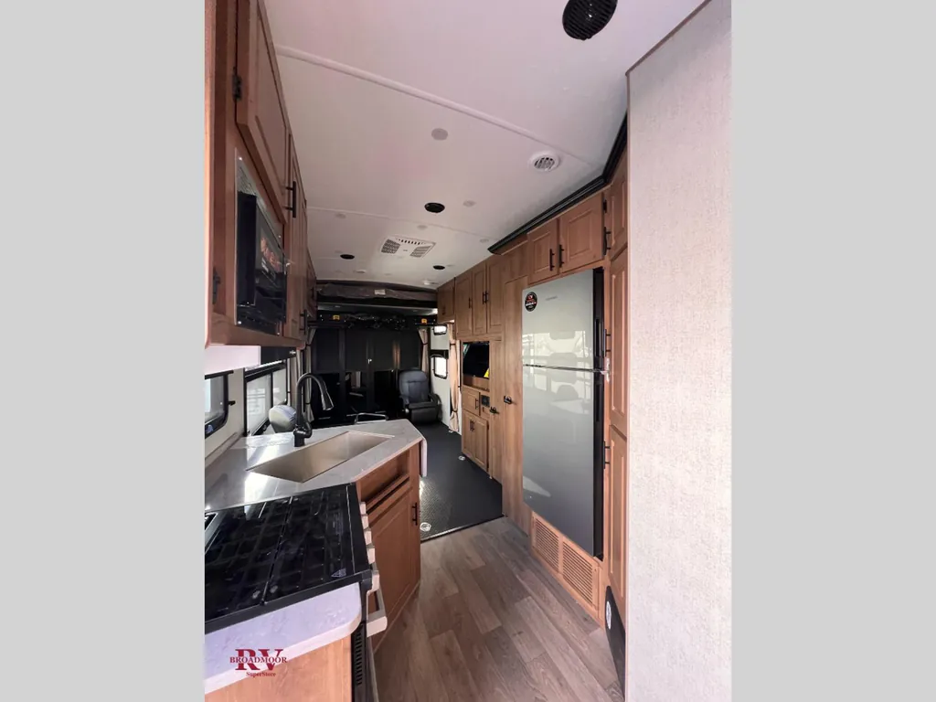 2027 Outdoors RV Trail Series 29TRX, Photos photo 7