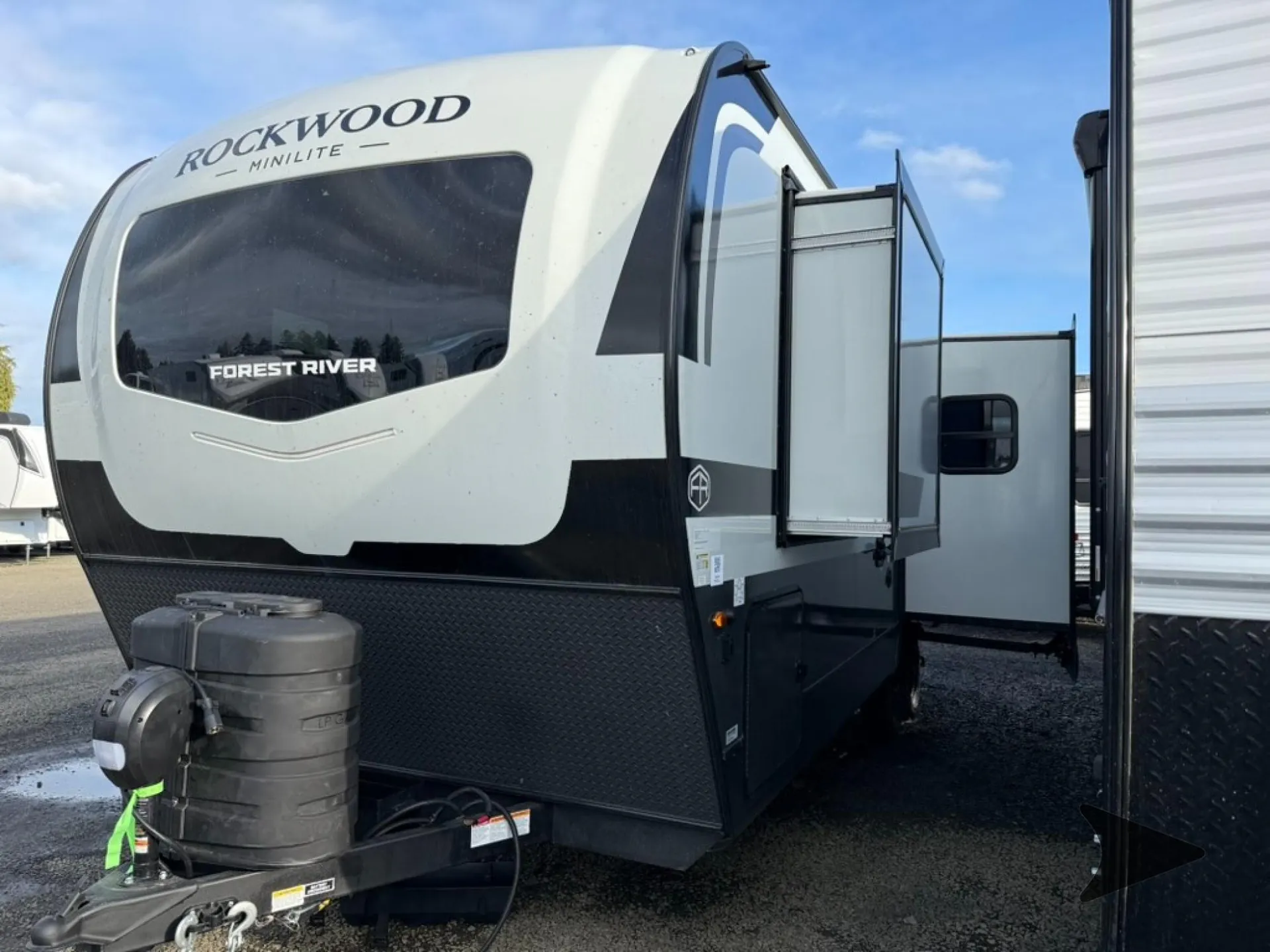 2026 Forest River Rockwood Mini Lite 2515S — Photo 5