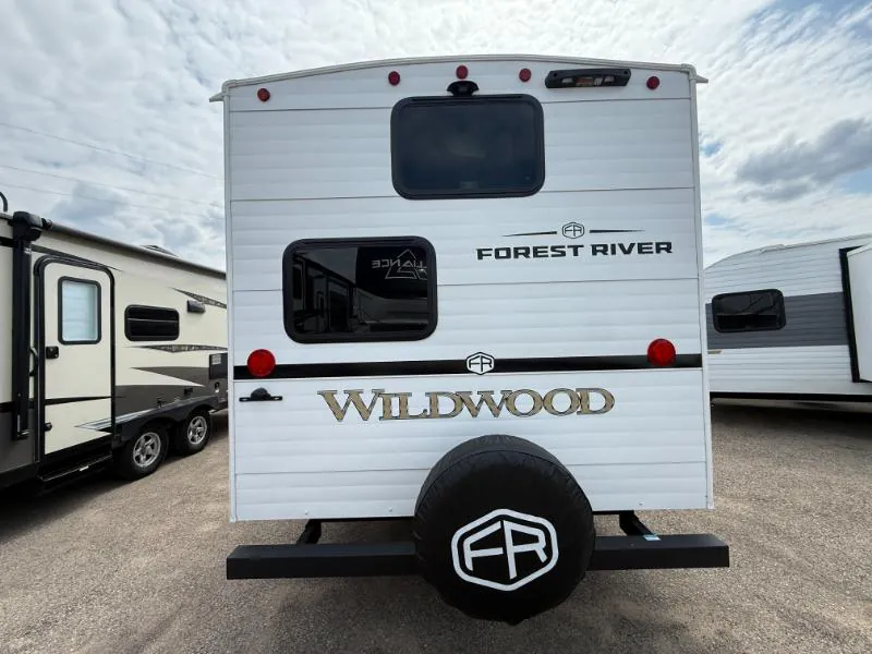 2026 Forest River Wildwood 300ICE, Photos photo 27