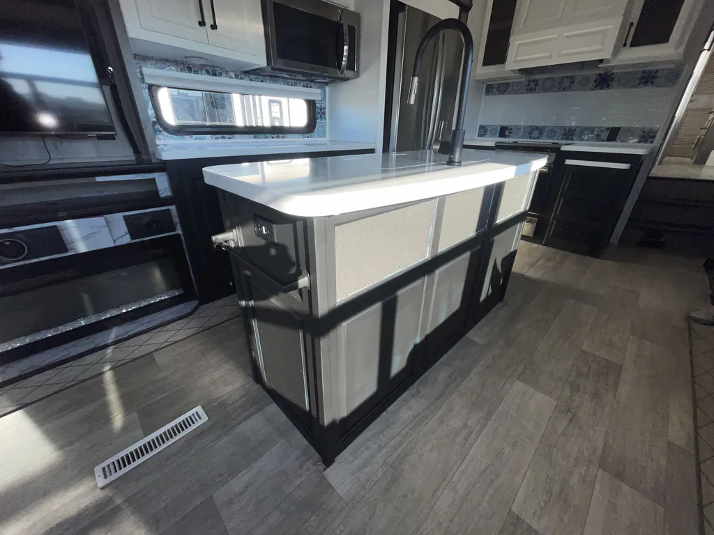 2022 Keystone Montana 3231CK, Photos photo 15