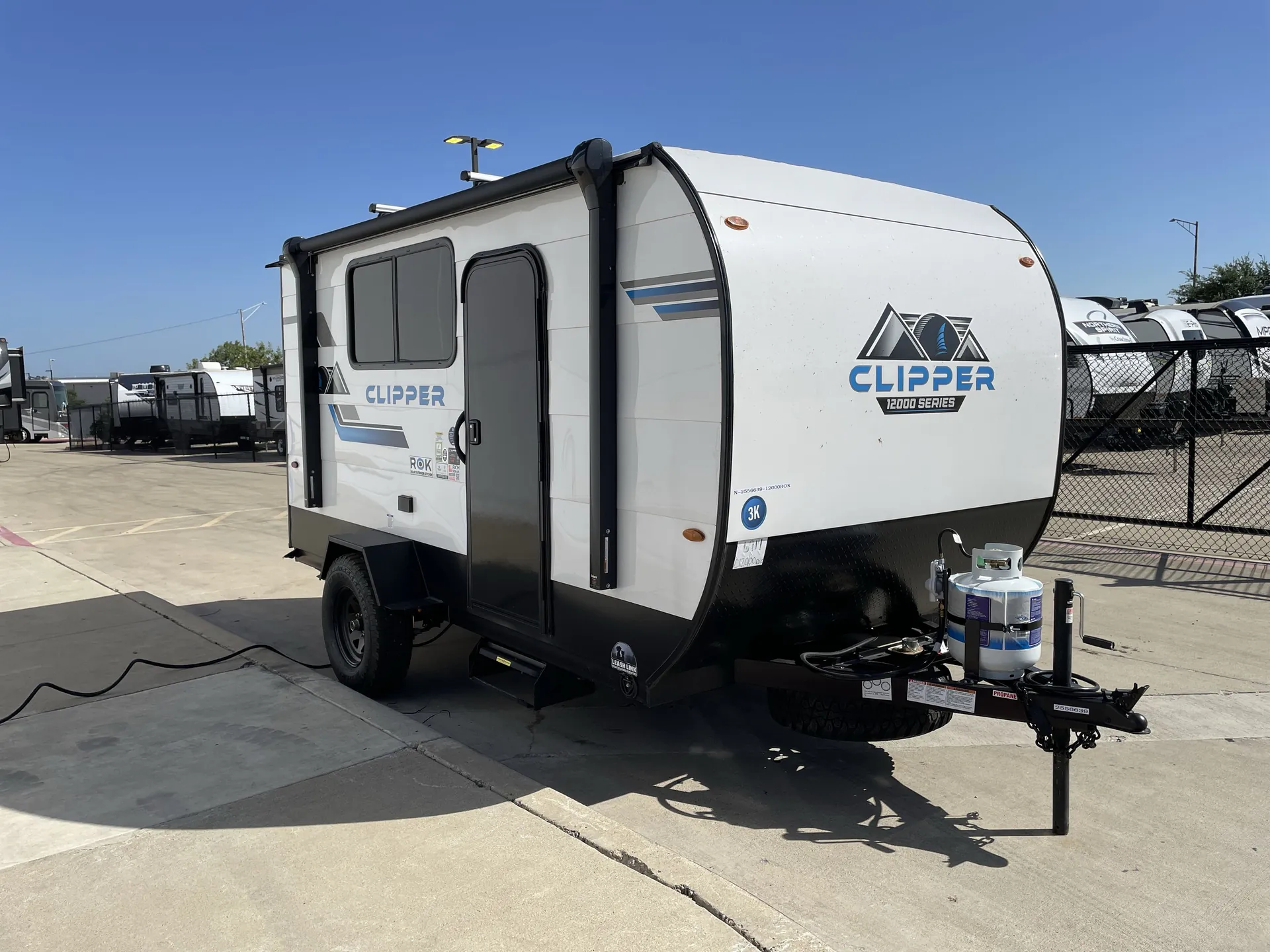 2025 Coachmen Clipper ROK 12000ROK - Photo 2