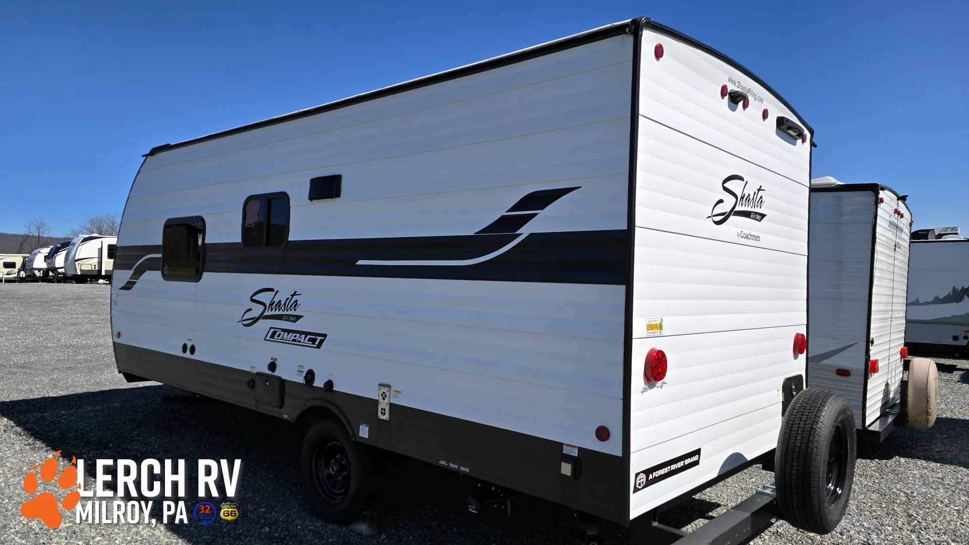 2025 Shasta Compact 18FQ - Photo 4