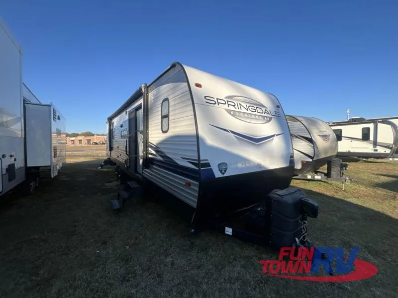 2023 Keystone Springdale 38FL - Photo 2