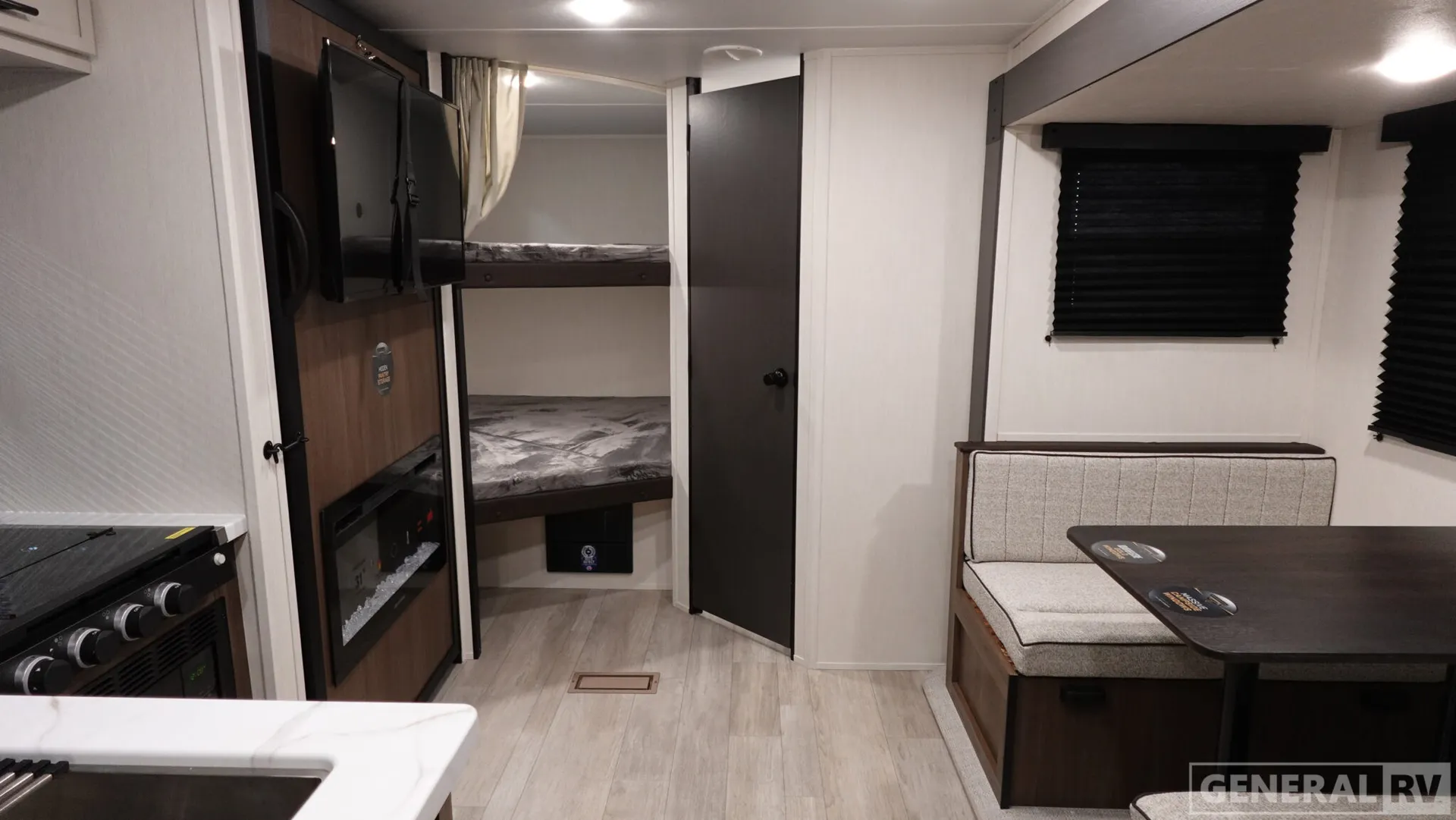 2026 Prime Time RV Avenger 23BHS - Photo 3