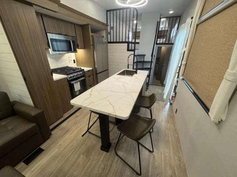 2027 Forest River Salem Grand Villa 42ZEN, Photos photo 6