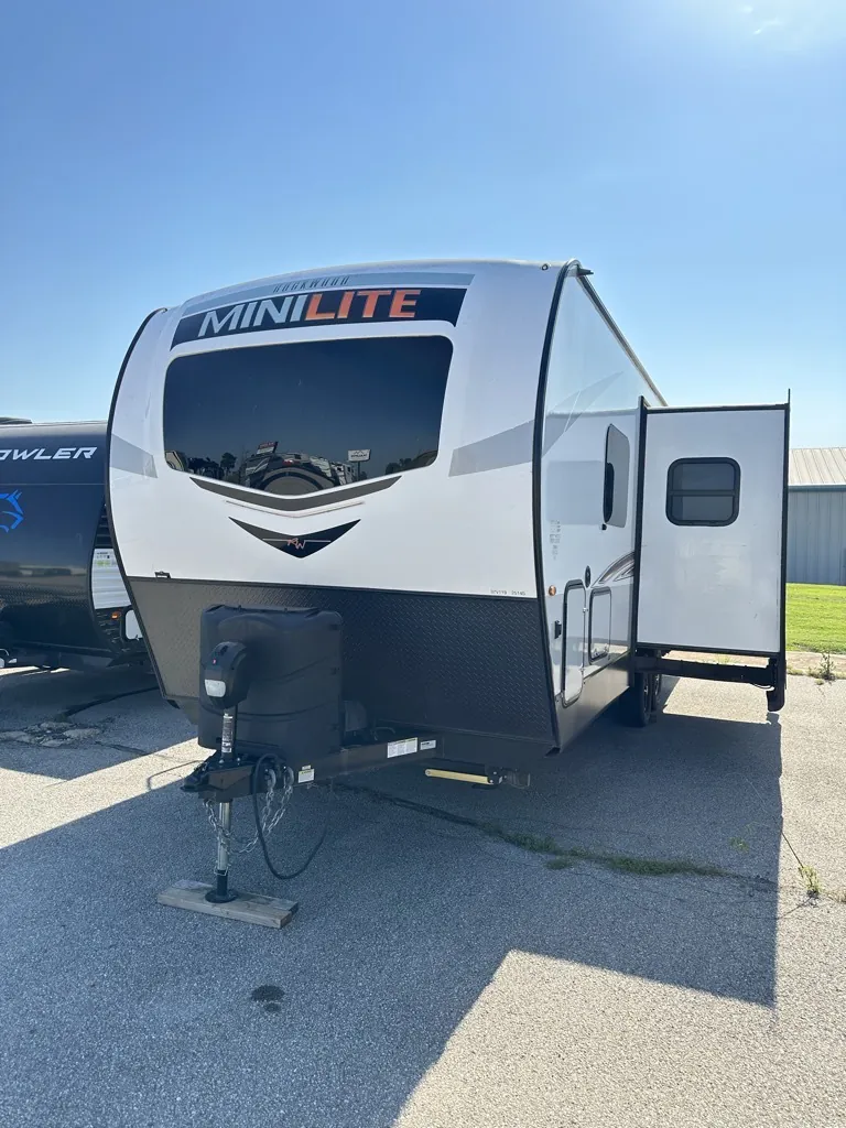 2022 Forest River Rockwood Mini Lite 2514S - Photo 3
