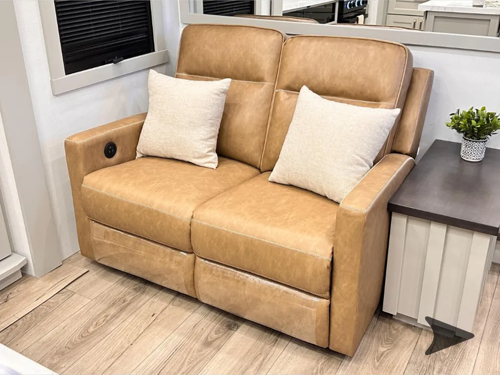 2026 Brinkley Model G 3520, Photos photo 62