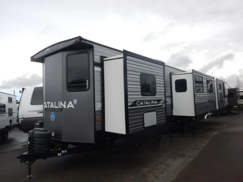 2024 Coachmen Catalina Destination Series 40BHTS - Photo 2