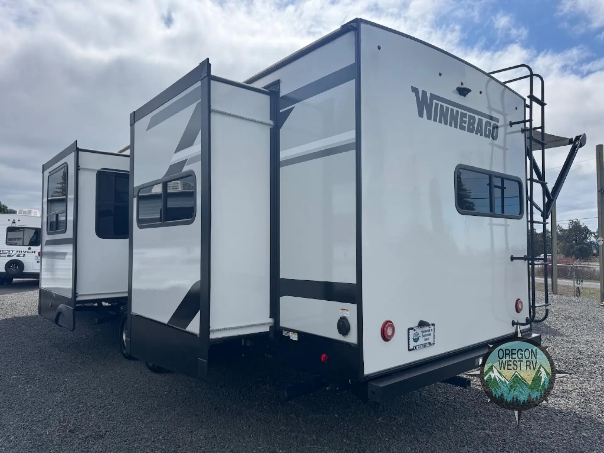 2024 Winnebago Voyage 3438RK - Photo 3