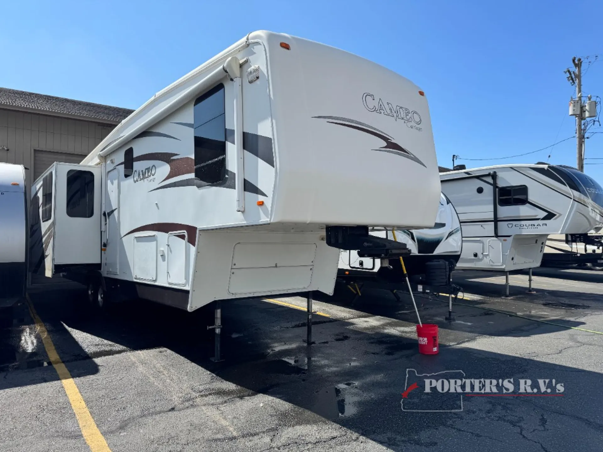2010 Carriage Cameo 35SB3 - Photo 3
