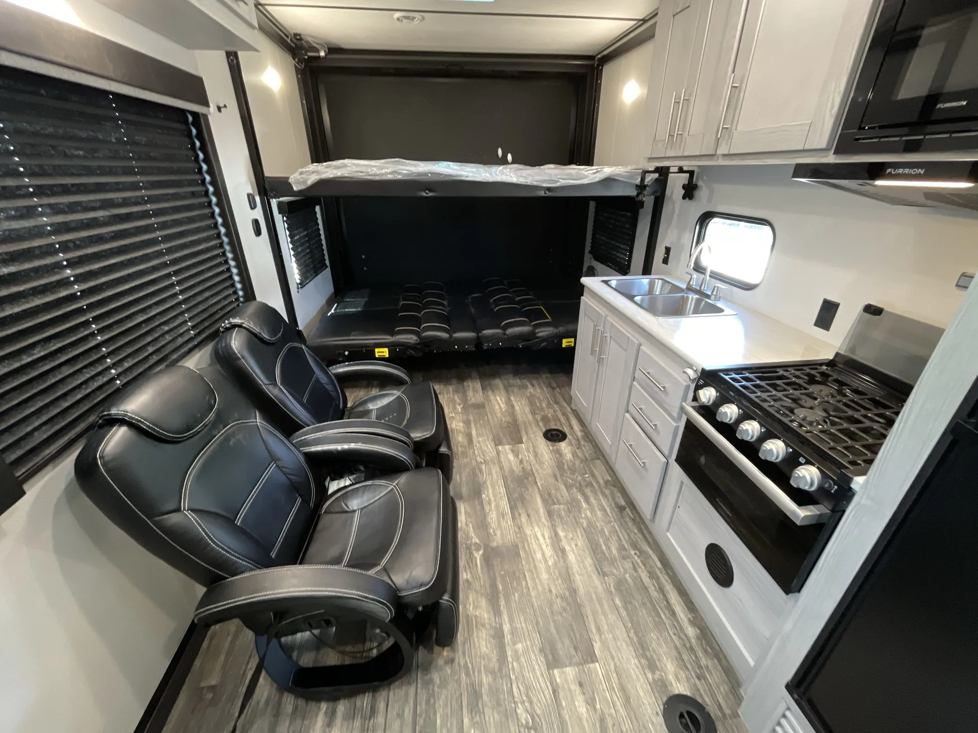 2023 Keystone Impact Vapor Lite 25V — living area main