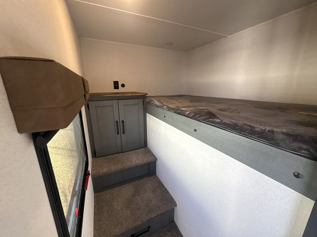 2026 Palomino Puma 337BH, Photos photo 8