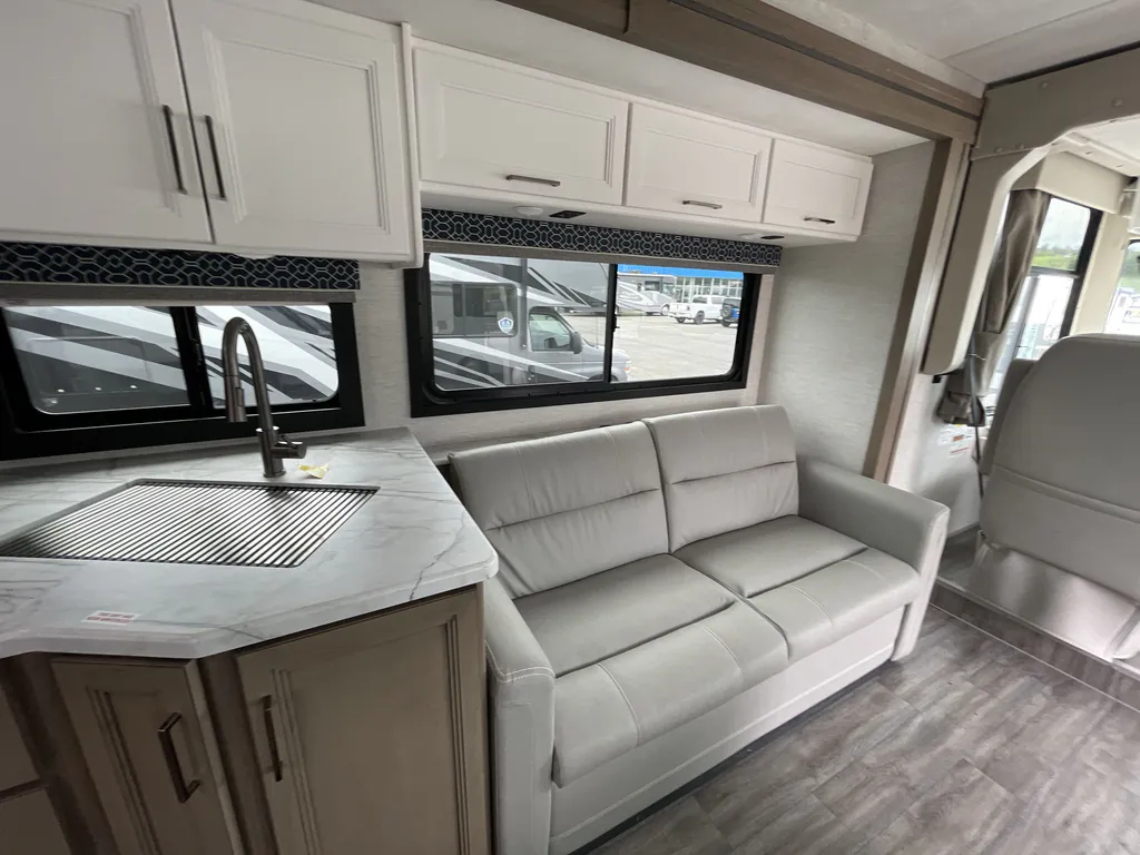 2026 Thor Motor Coach Freedom Traveler A29, Photos photo 12
