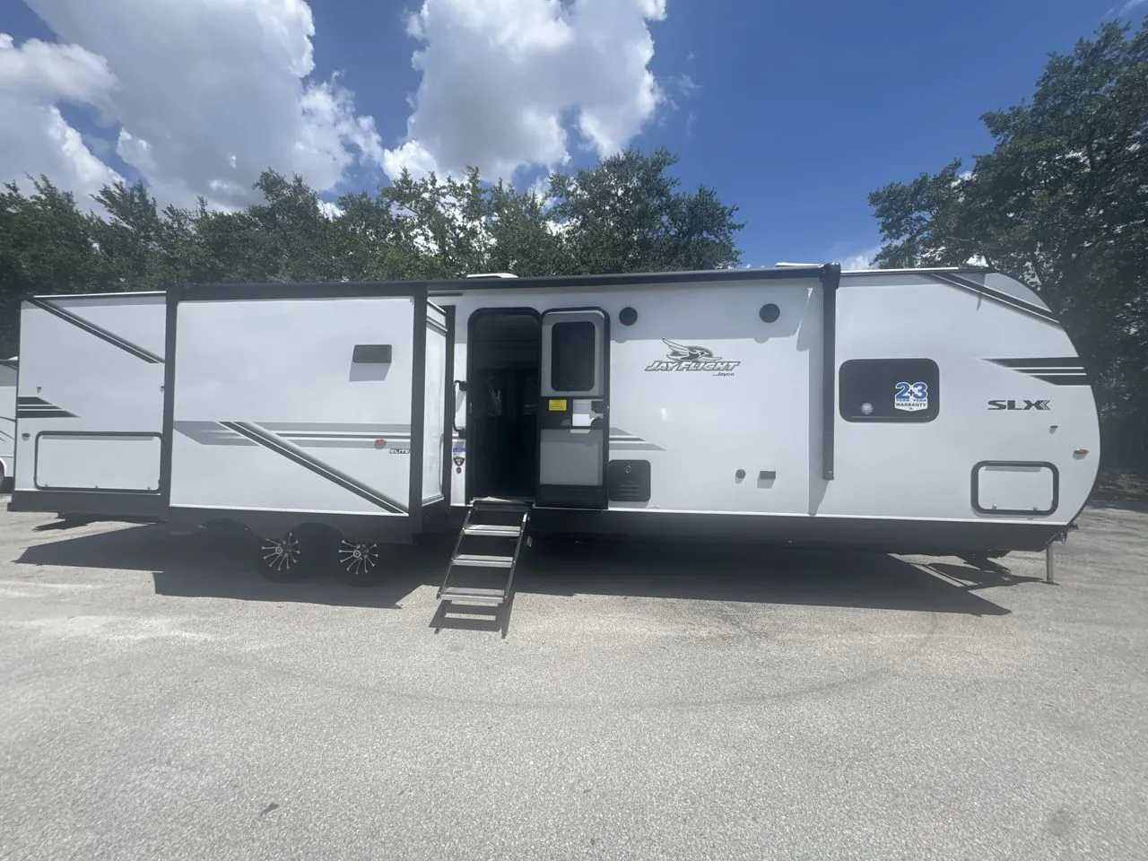 2026 Jayco Jay Flight SLX 333BTS - Photo 3