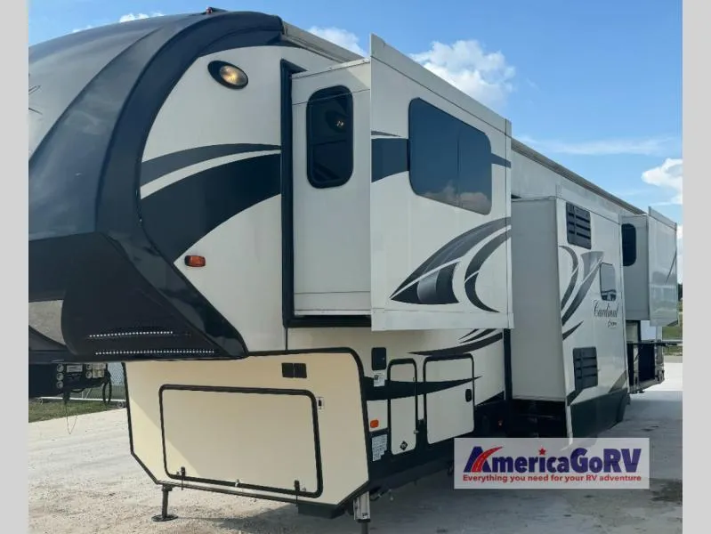 2019 Forest River Cardinal Luxury 3700FLX - Photo 3