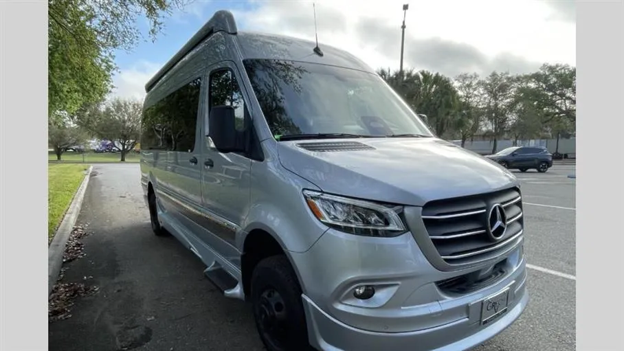 2027 Grech RV Vacanza-ion 22 AWD 22 - Main photo
