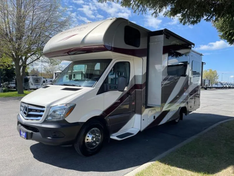 2018 Forest River RV Sunseeker MBS 2400R - Photo 2