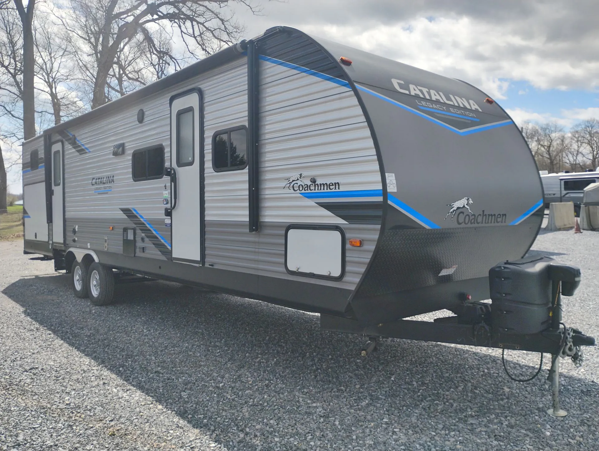 2022 Coachmen Catalina Legacy Edition 323BHDSCK - Photo 2
