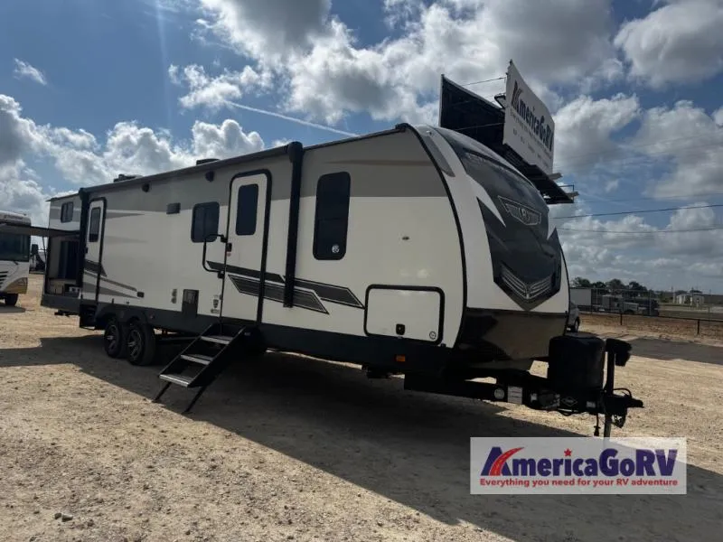2022 Cruiser RV Radiance 30DS - Photo 2