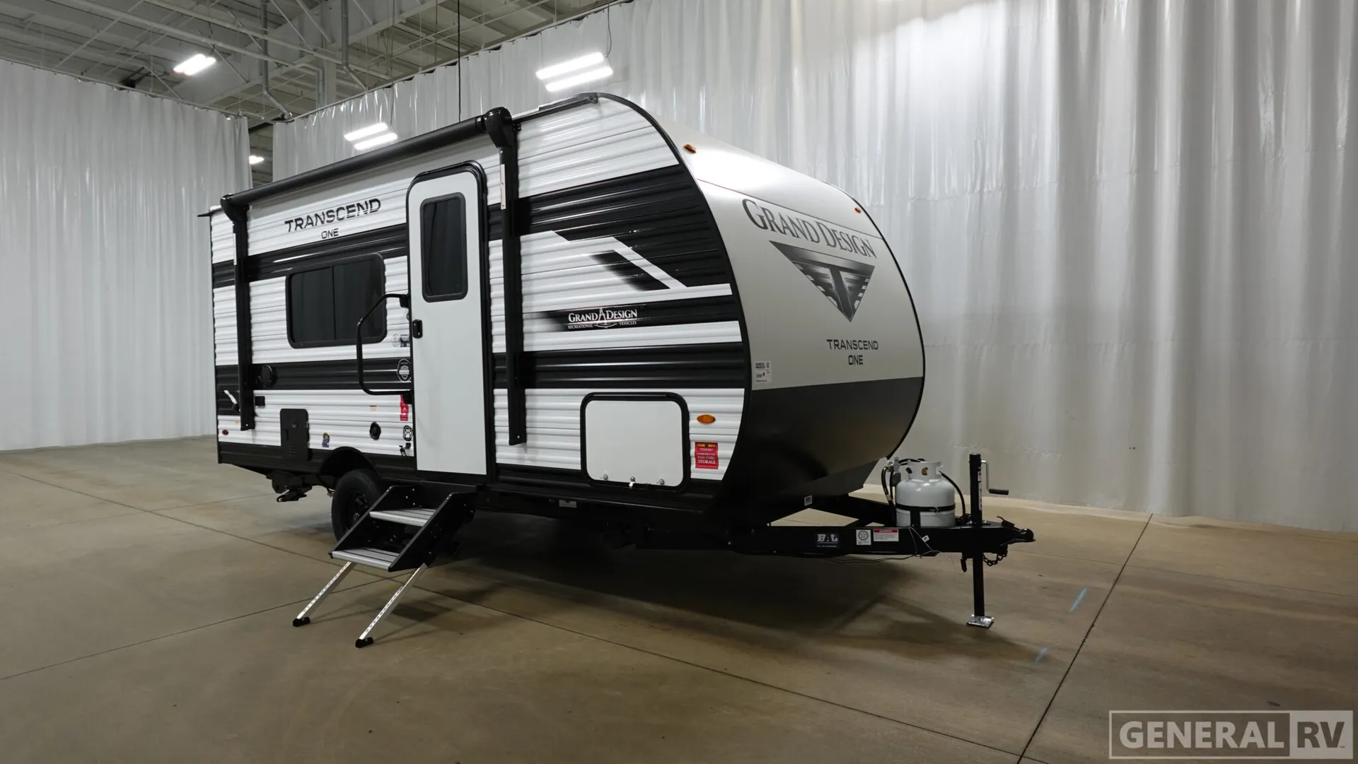 2026 Grand Design Transcend One 151RB - Photo 2