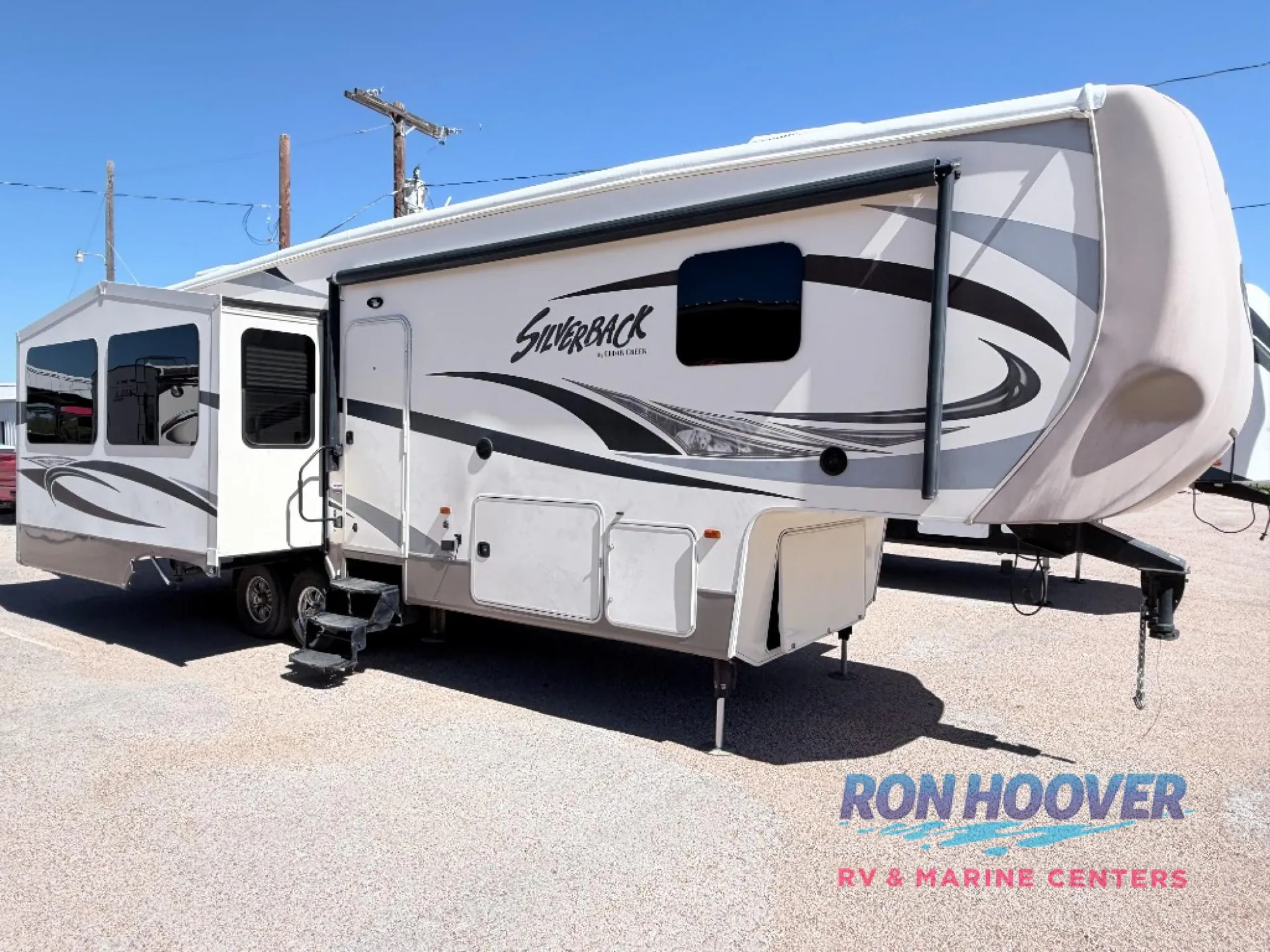 2015 Forest River Cedar Creek Silverback 29IK - Photo 3