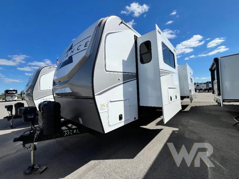 2026 Alliance RV Avenue 332RL - Photo 4
