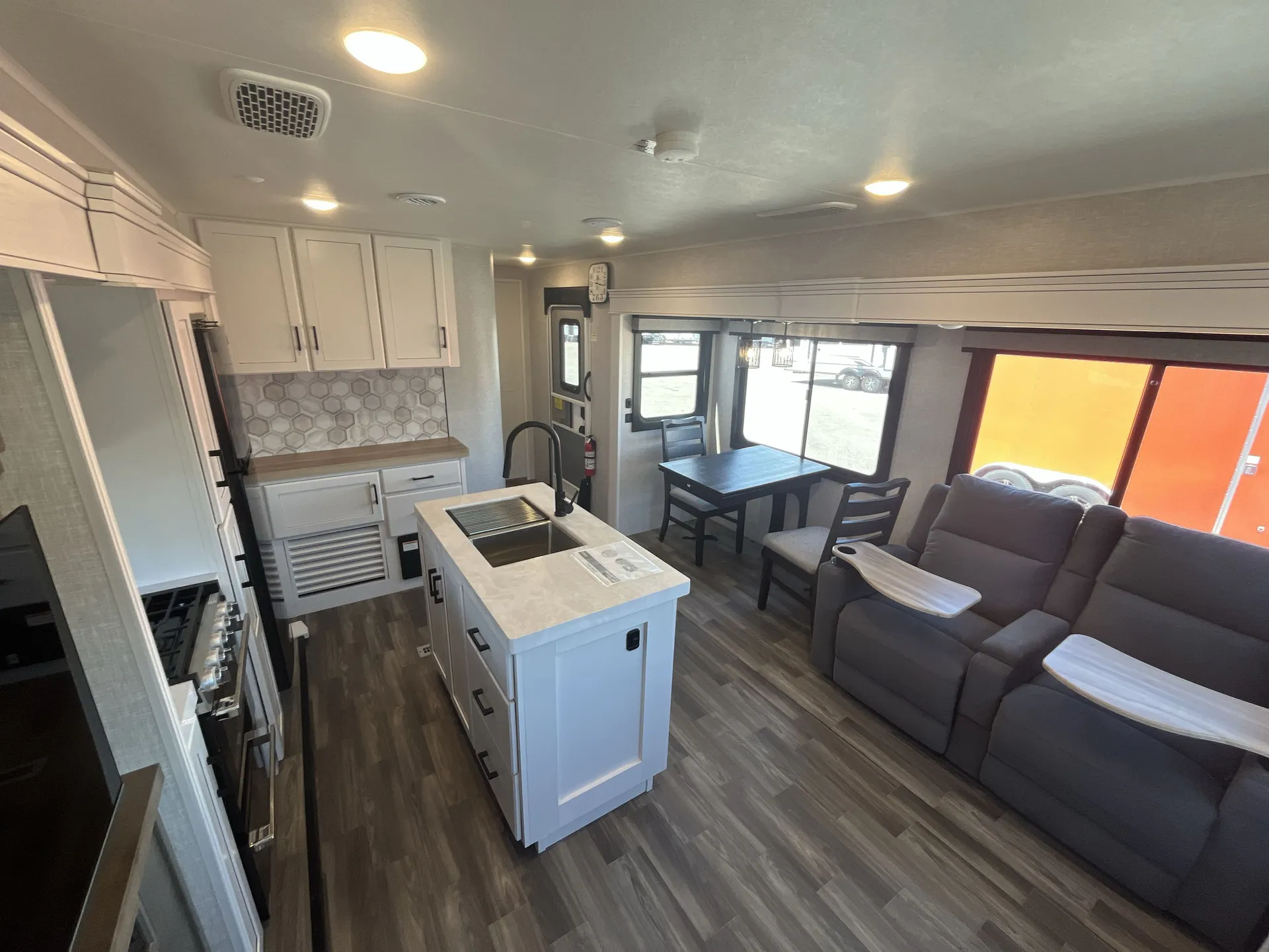 2024 Jayco Eagle 294CKBS — living area main